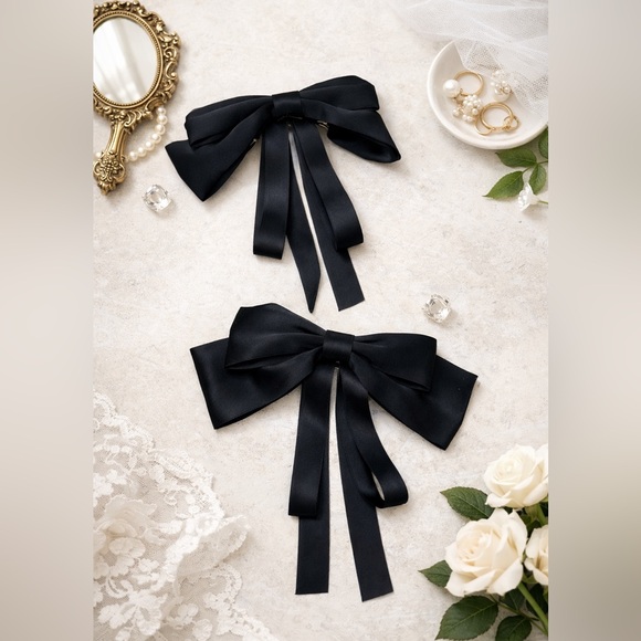 Accessories - Elegant Black Hair Bows